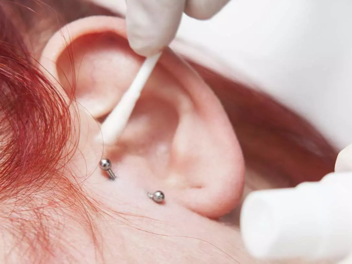 مراقبتهای بعد از انجام پیرسینگ